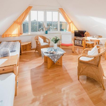 Haus Dwarslooper - Wohnung Luentje ノルダーナイ エクステリア 写真