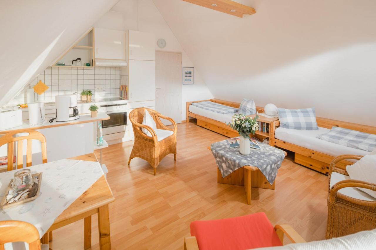 Haus Dwarslooper - Wohnung Luentje ノルダーナイ エクステリア 写真